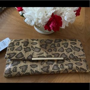 Animal print metal mesh clutch/crossbody